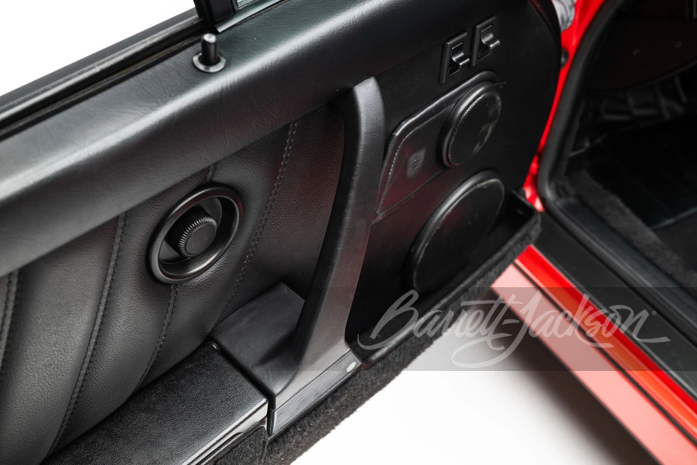 1993 Porsche 964 Carrera - Image 24 of 31