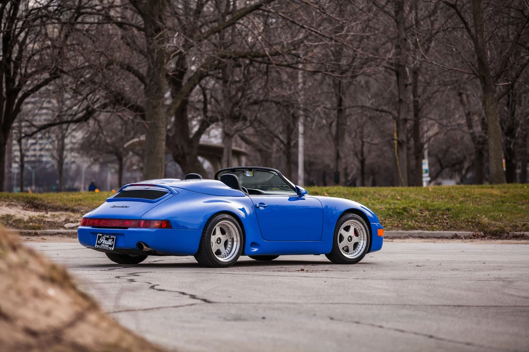 1993 Porsche 964 Carrera 4 - Image 26 of 31
