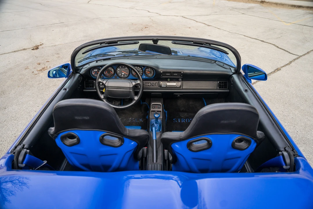 1993 Porsche 964 Carrera 4 - Image 10 of 31