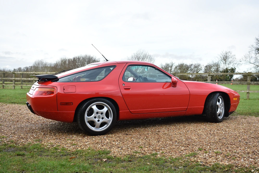1993 Porsche 928 GTS - Image 10 of 31