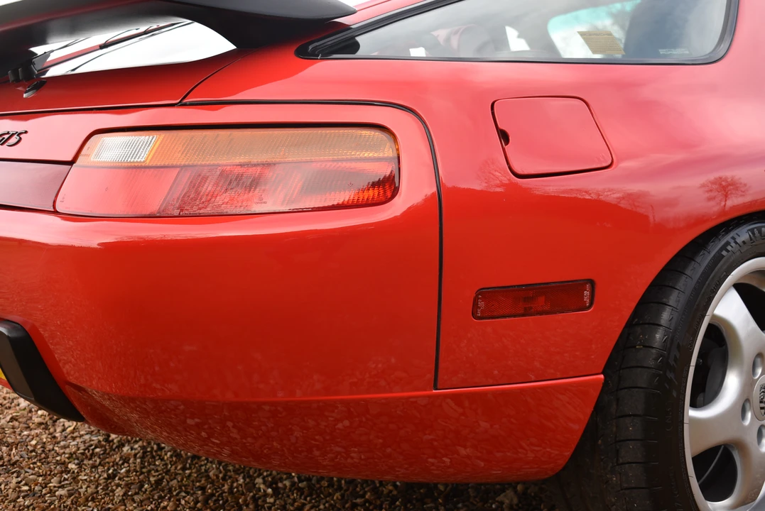 1993 Porsche 928 GTS - Image 22 of 31