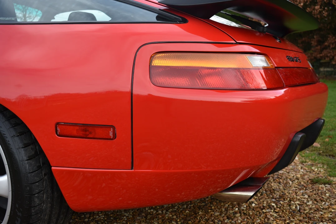 1993 Porsche 928 GTS - Image 24 of 31