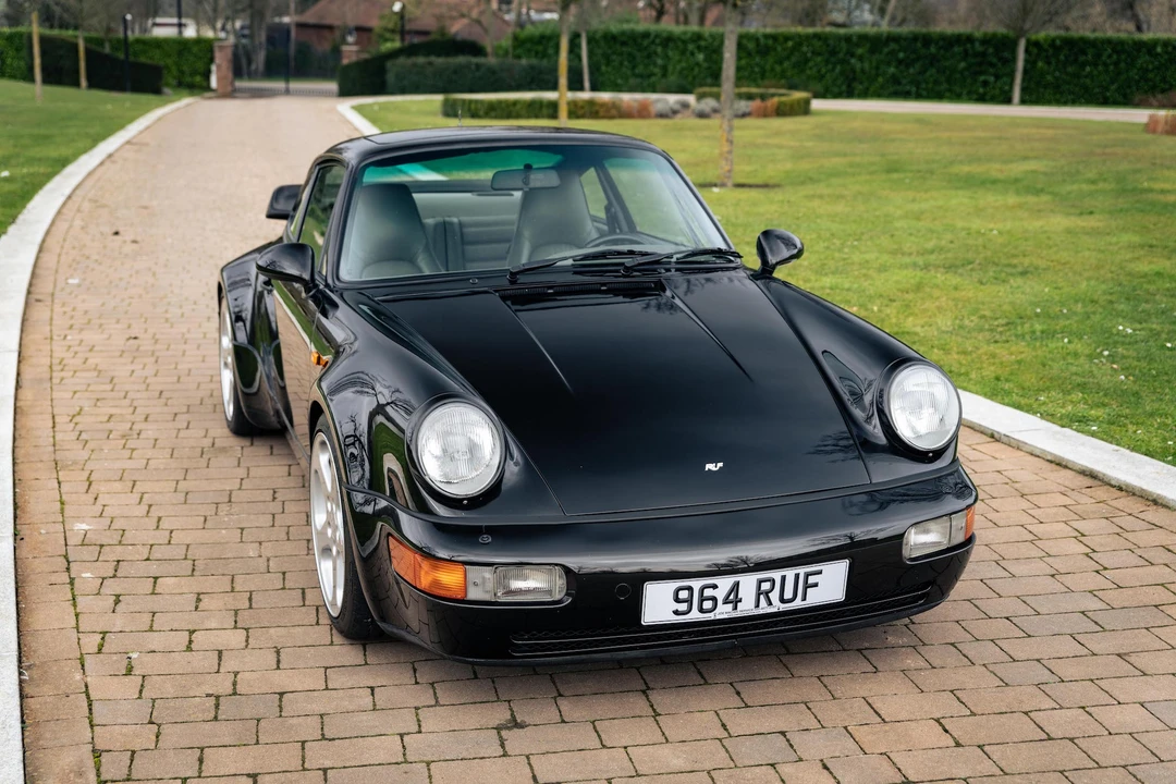 1993 Porsche 964 Carrera 4 - Image 13 of 31