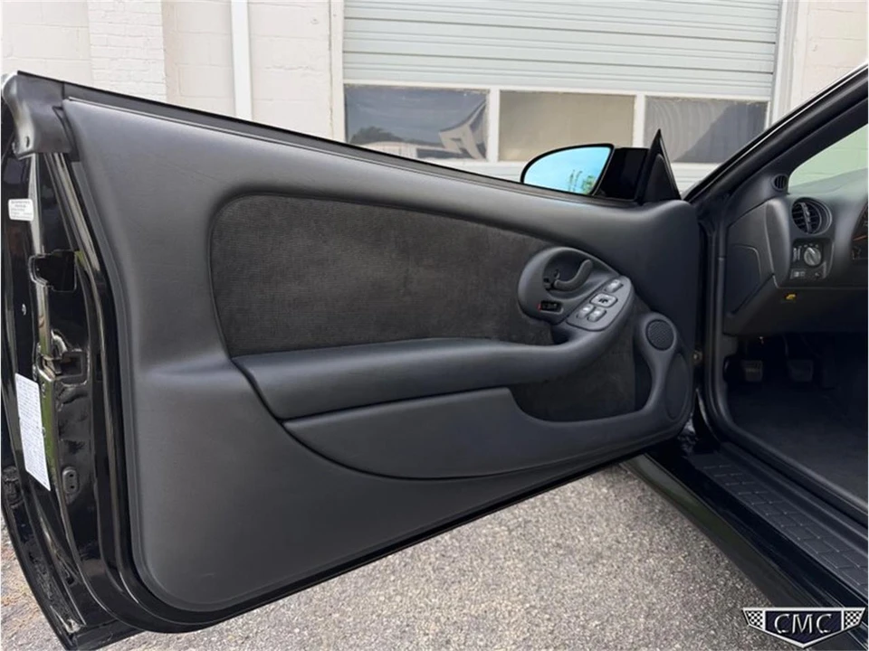 1993 Pontiac Firebird 4th Gen - Image 9 of 31