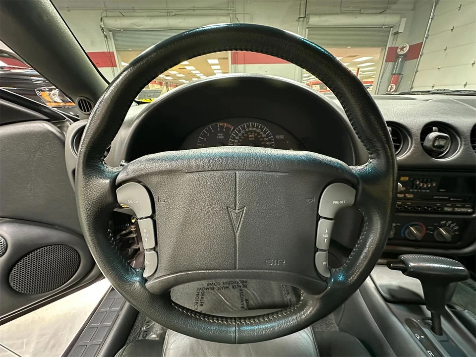 1993 Pontiac Firebird 4th Gen - Image 13 of 31