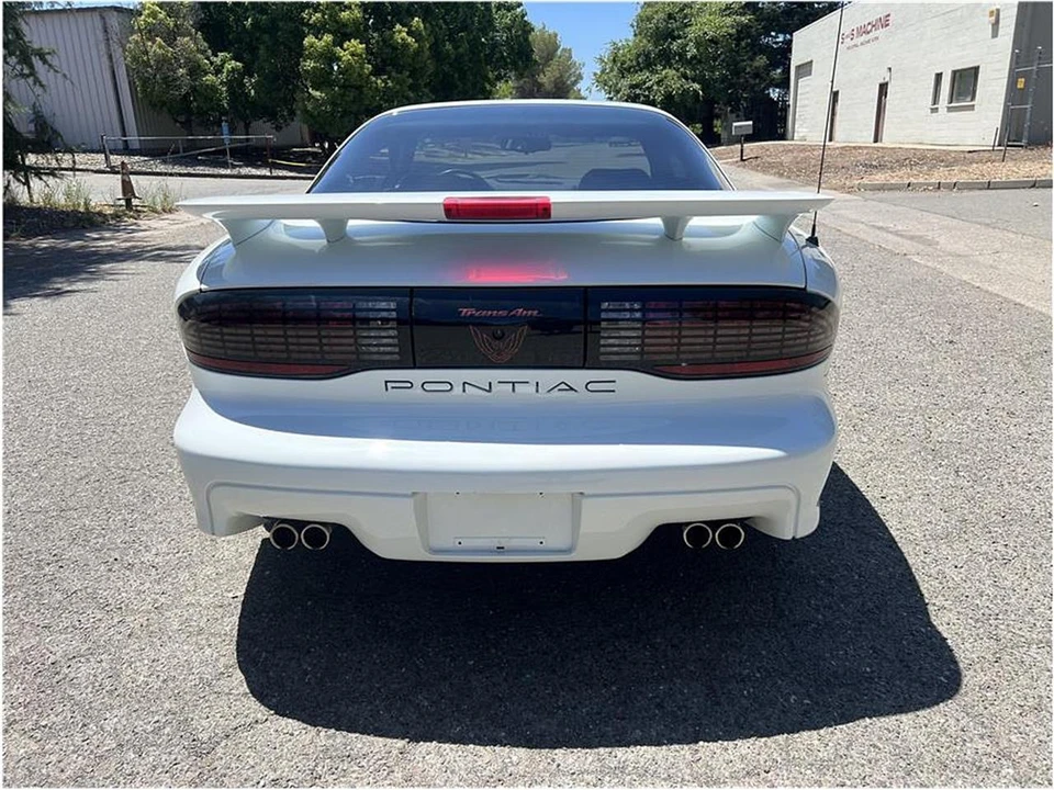 1993 Pontiac Firebird 4th Gen - Image 6 of 31