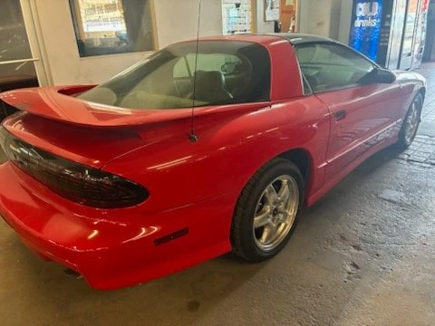 1993 Pontiac Firebird 4th Gen - Image 5 of 10