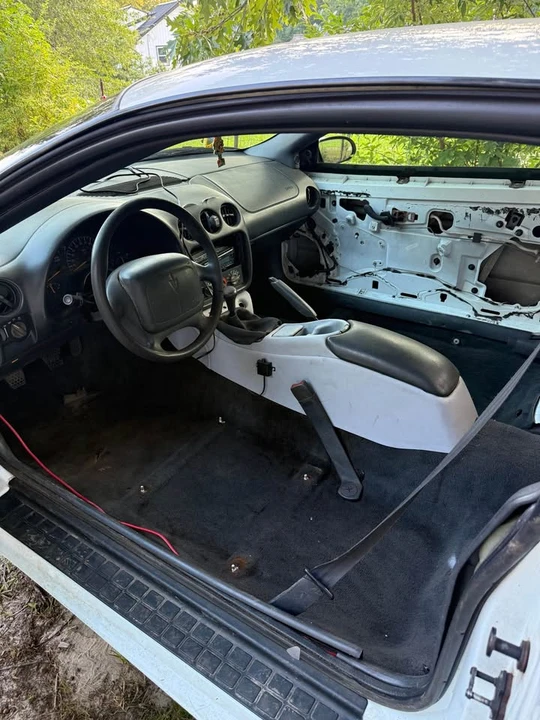 1993 Pontiac Firebird 4th Gen - Image 6 of 9