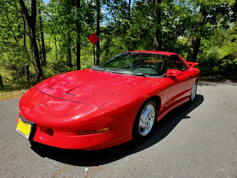 1993 Pontiac Firebird Formula 4th Gen - Image 6 of 31