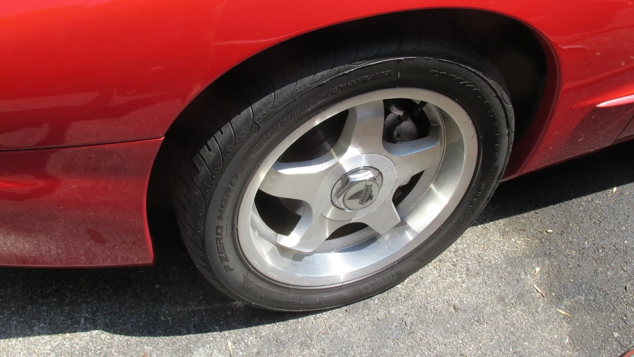 1993 Pontiac Firebird Formula 4th Gen - Image 10 of 31