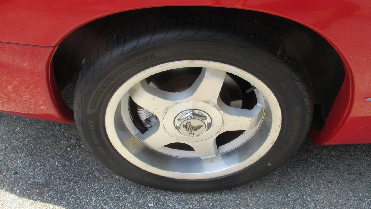 1993 Pontiac Firebird Formula 4th Gen - Image 12 of 31
