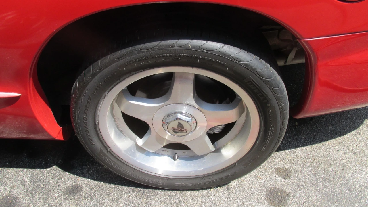 1993 Pontiac Firebird Formula 4th Gen - Image 9 of 31