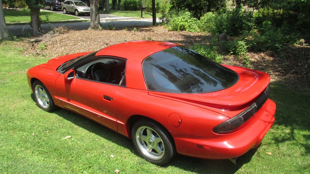 1993 Pontiac Firebird Formula 4th Gen - Image 4 of 31