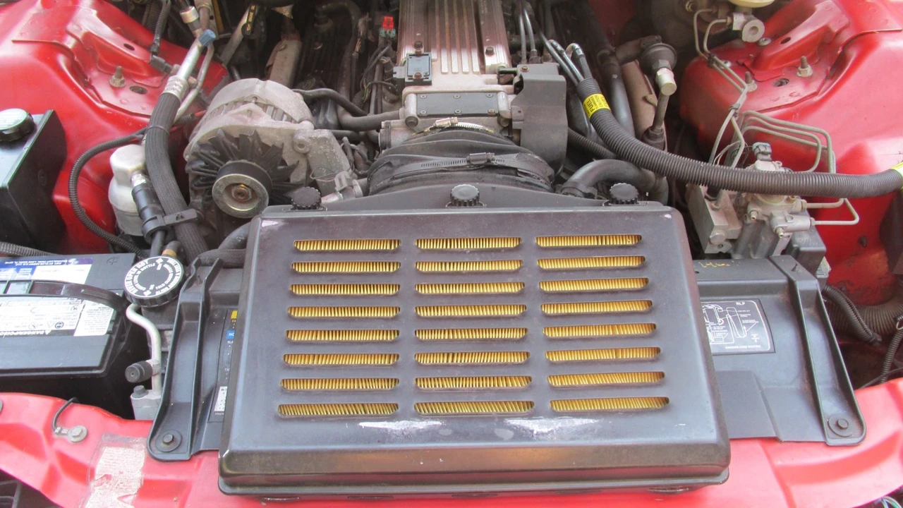 1993 Pontiac Firebird Formula 4th Gen - Image 26 of 31