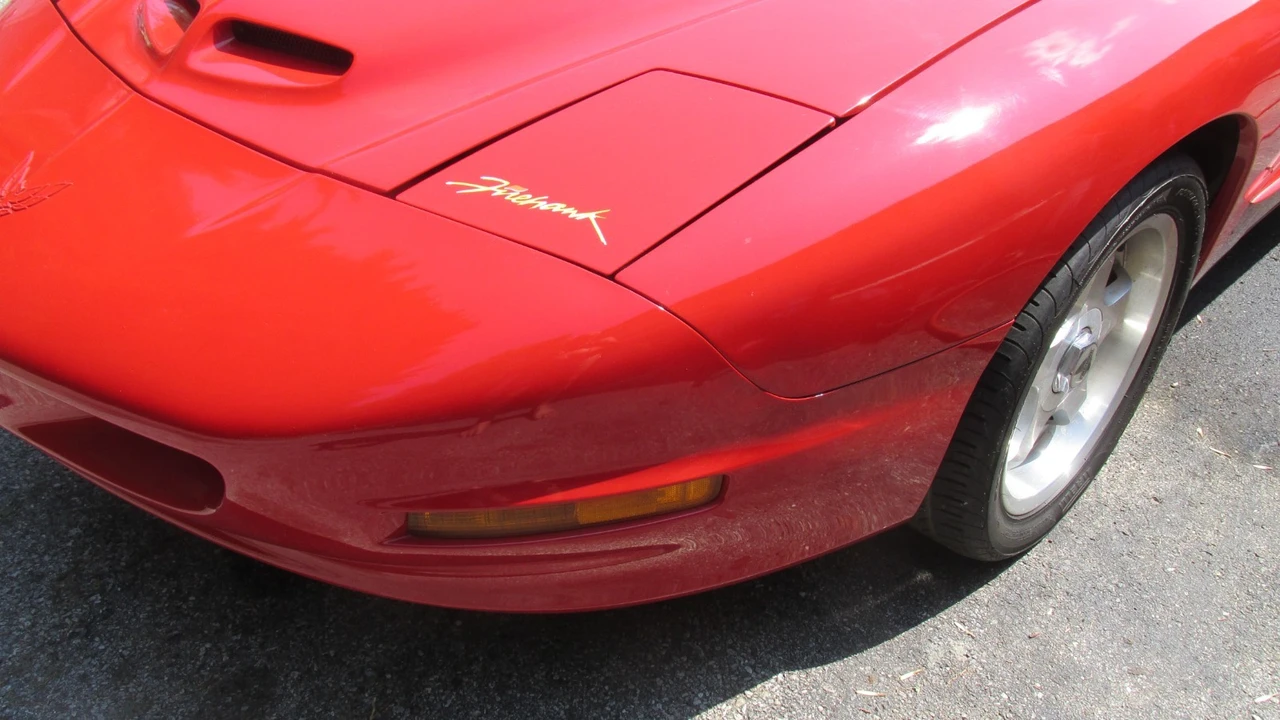 1993 Pontiac Firebird Formula 4th Gen - Image 14 of 31