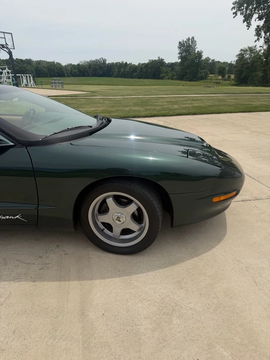 1993 Pontiac Firebird Formula 4th Gen - Image 10 of 31