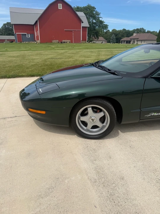 1993 Pontiac Firebird Formula 4th Gen - Image 2 of 31