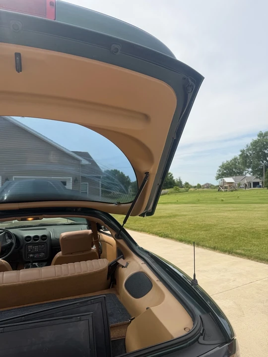 1993 Pontiac Firebird Formula 4th Gen - Image 30 of 31
