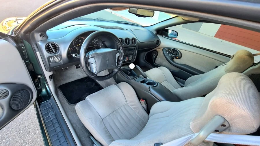 1993 Pontiac Firebird 4th Gen - Image 9 of 13