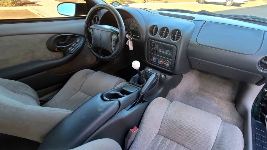 1993 Pontiac Firebird 4th Gen - Image 10 of 13