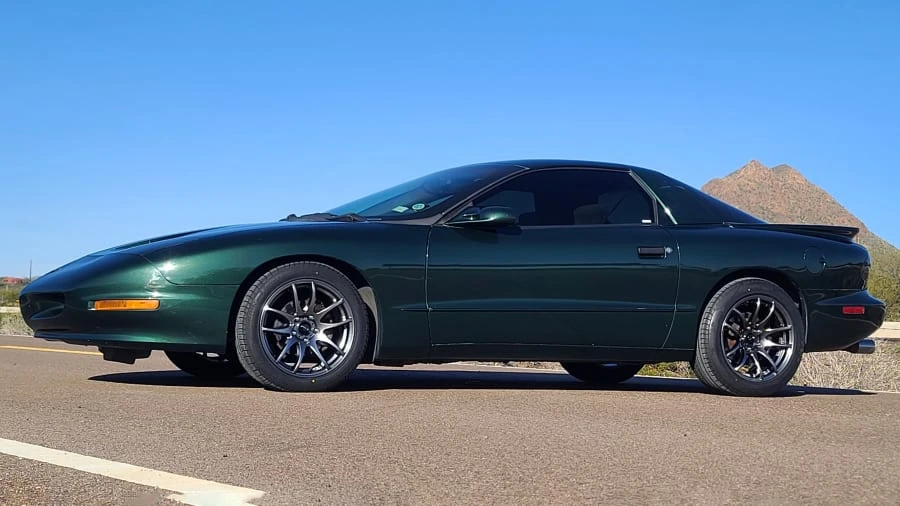 1993 Pontiac Firebird 4th Gen - Image 5 of 13