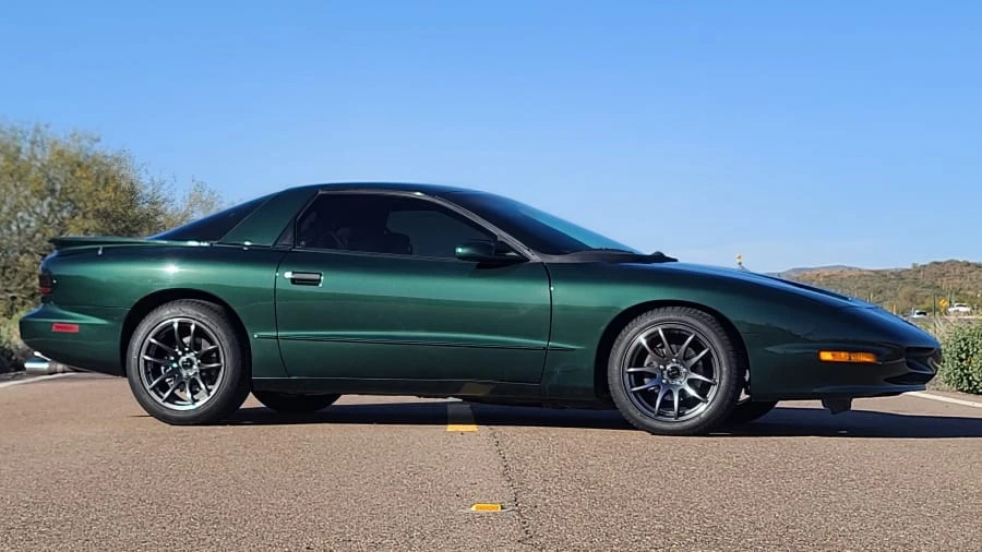 1993 Pontiac Firebird 4th Gen - Image 8 of 13