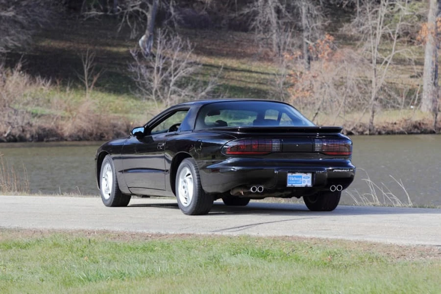 1993 Pontiac Firebird 4th Gen - Image 3 of 9