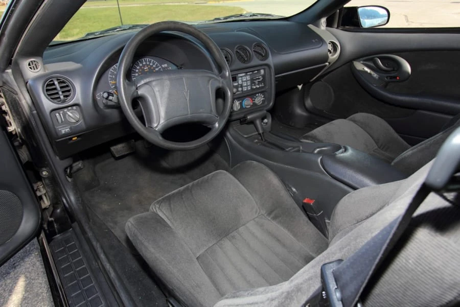 1993 Pontiac Firebird 4th Gen - Image 4 of 9