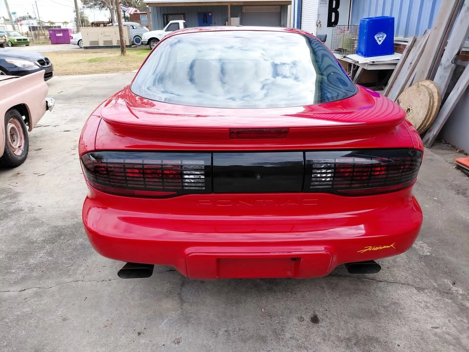1993 Pontiac Firebird Formula 4th Gen - Image 2 of 20