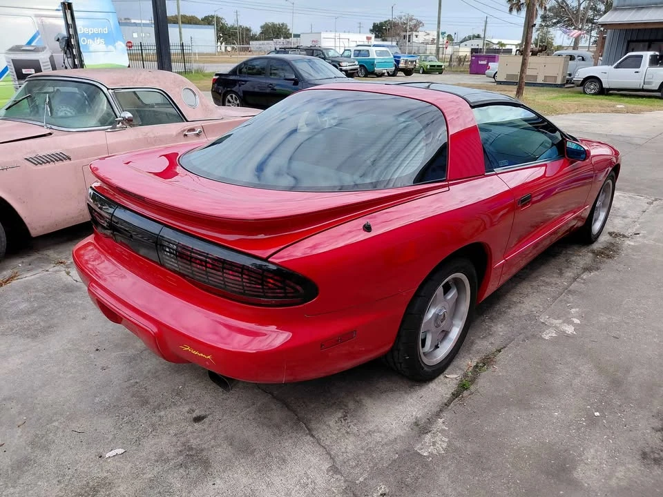 1993 Pontiac Firebird Formula 4th Gen - Image 3 of 20