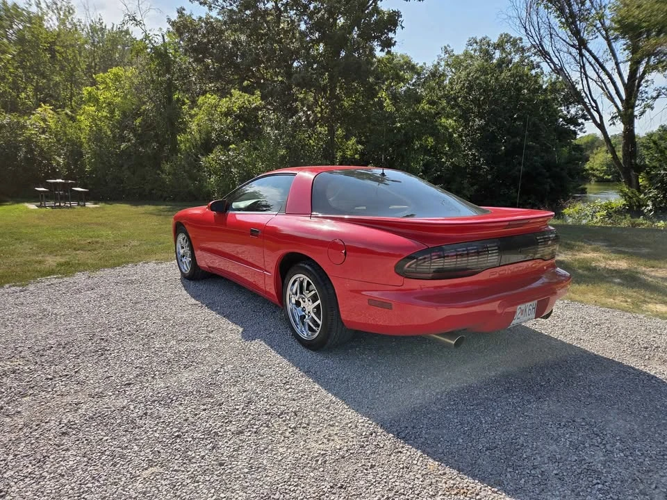 1993 Pontiac Firebird Formula 4th Gen - Image 6 of 20