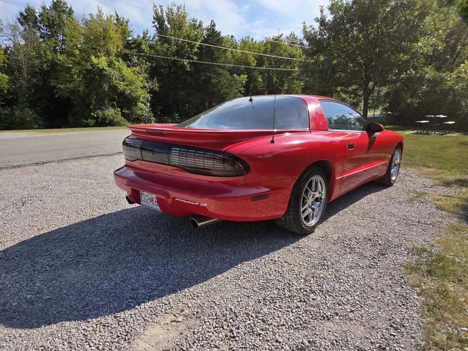 1993 Pontiac Firebird Formula 4th Gen - Image 3 of 20