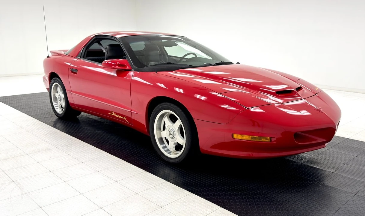 1993 Pontiac Firebird - Image 7 of 31