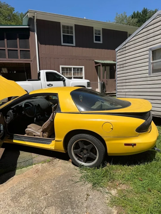 1993 Pontiac Firebird Formula 4th Gen - Image 5 of 12