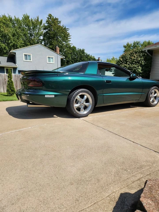 1993 Pontiac Firebird Formula 4th Gen - Image 3 of 10