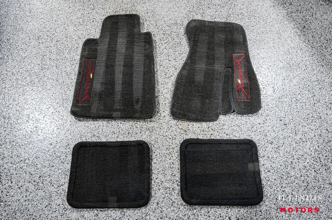 1993 Pontiac Firebird Formula 4th Gen - Image 30 of 31