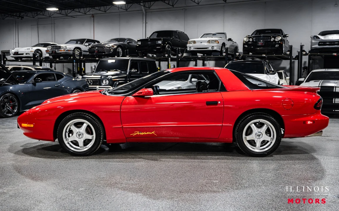 1993 Pontiac Firebird Formula 4th Gen - Image 2 of 31