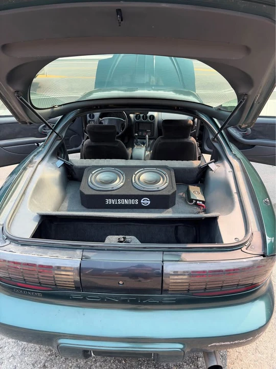 1993 Pontiac Firebird 4th Gen - Image 9 of 15