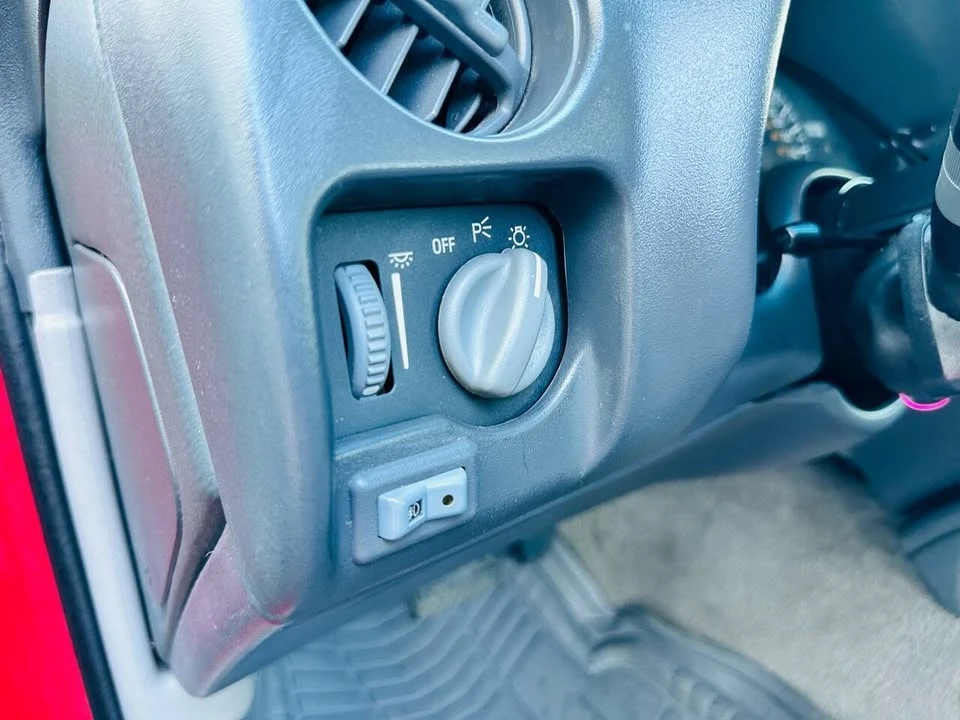 1993 Pontiac Firebird 4th Gen - Image 18 of 20