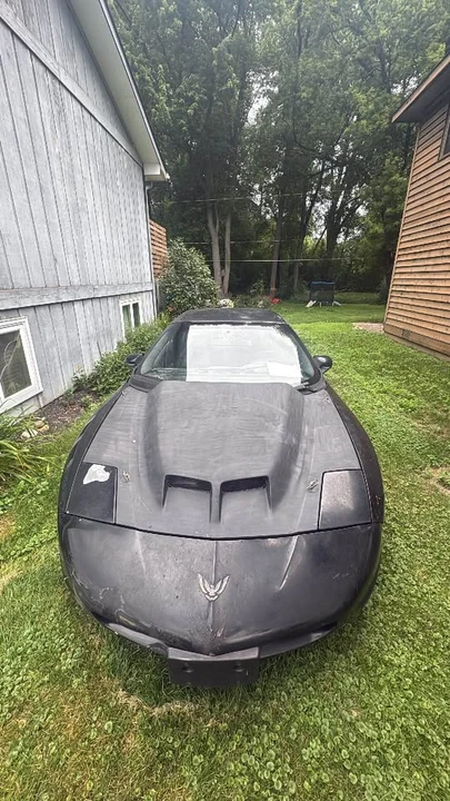 1993 Pontiac Firebird 4th Gen - Image 2 of 5