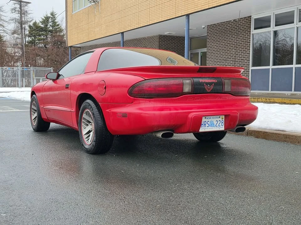 1993 Pontiac Firebird 4th Gen - Image 5 of 9