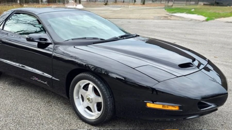 1993 Pontiac Firebird 4th Gen - Image 9 of 31