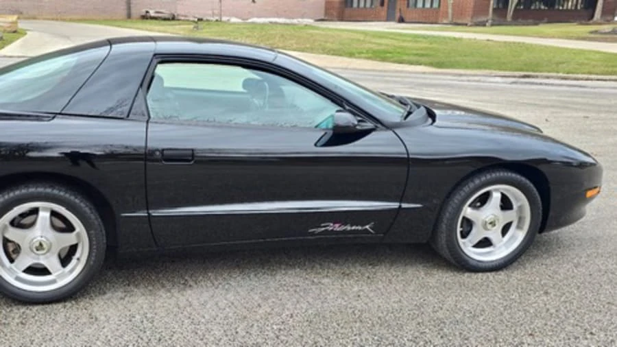 1993 Pontiac Firebird 4th Gen - Image 11 of 31