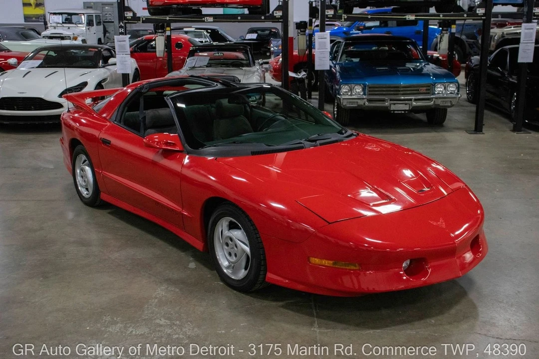 1993 Pontiac Firebird Trans Am 4th Gen - Image 9 of 21