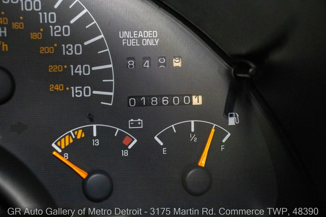 1993 Pontiac Firebird Trans Am 4th Gen - Image 18 of 21