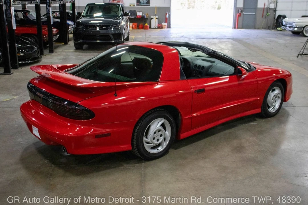 1993 Pontiac Firebird Trans Am 4th Gen - Image 7 of 21