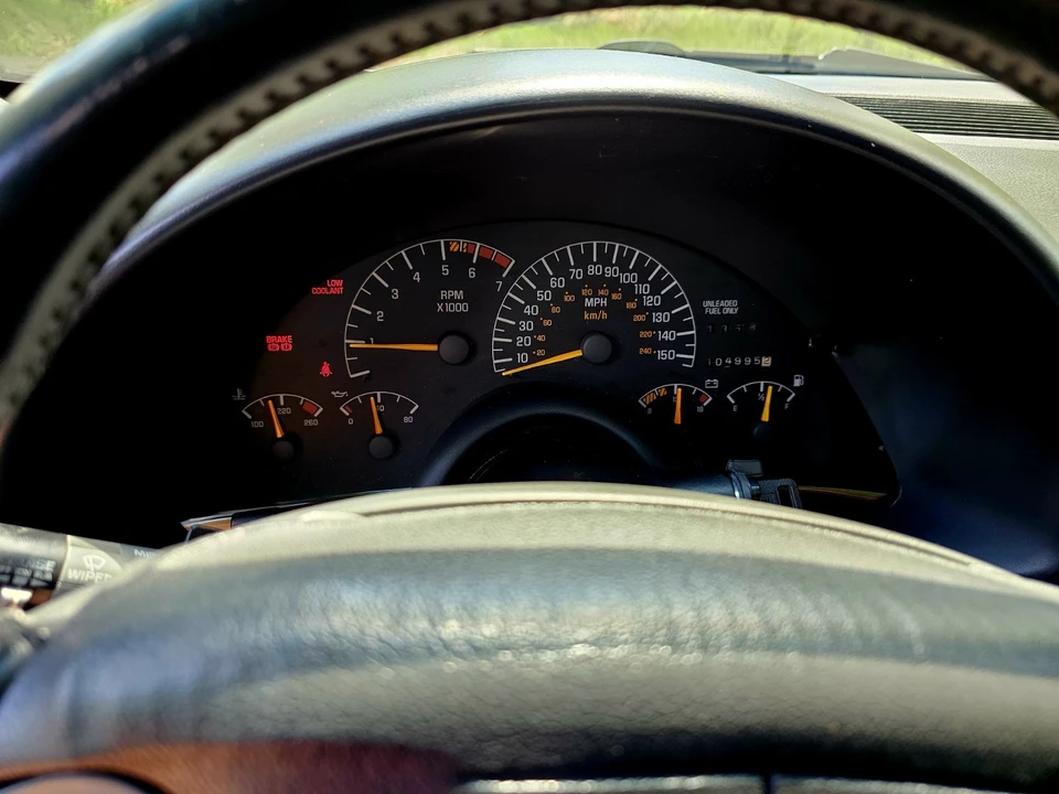 1993 Pontiac Firebird Trans Am 4th Gen - Image 19 of 31