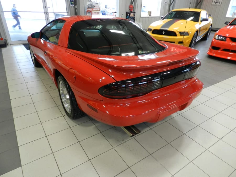 1993 Pontiac Firebird Formula 4th Gen - Image 2 of 5