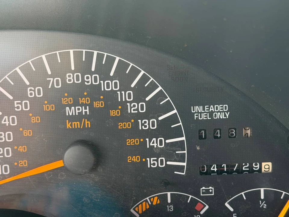 1993 Pontiac Firebird Formula 4th Gen - Image 9 of 16