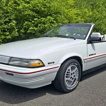 1993 Pontiac Sunbird SE